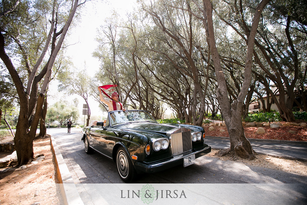 baraat-car-entrance