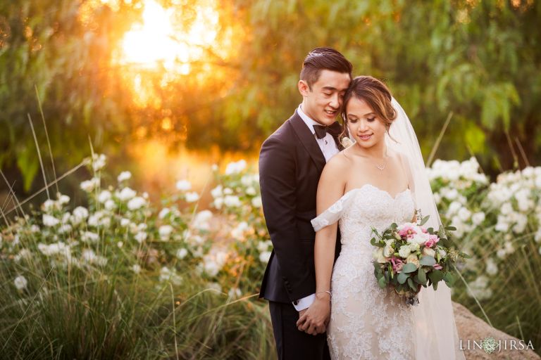 How to Pick a Wedding Photographer