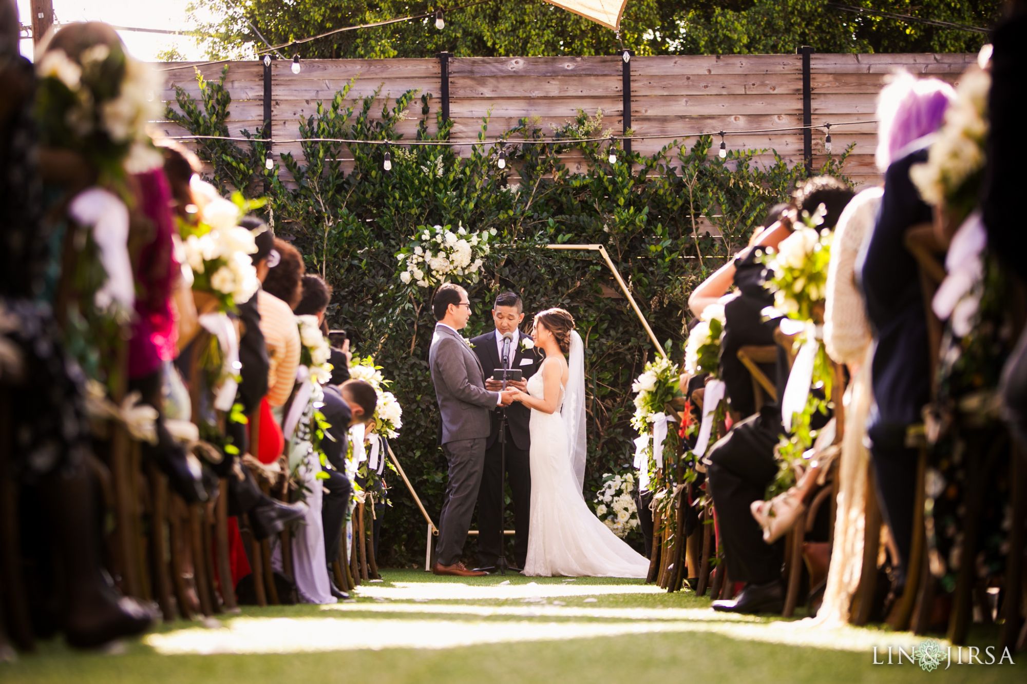 020 york manor los angeles wedding ceremony photography 2000x1333