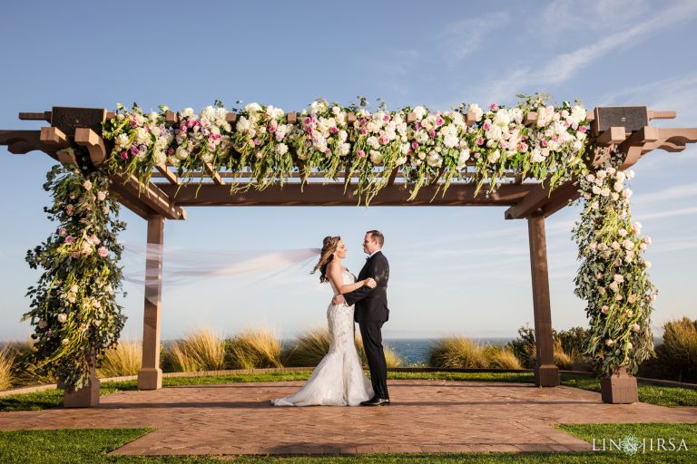 The Elegant Ninja | Wedding Planner