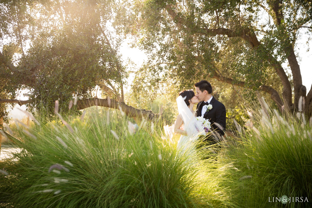 06-padua-hills-theatre-wedding-photography