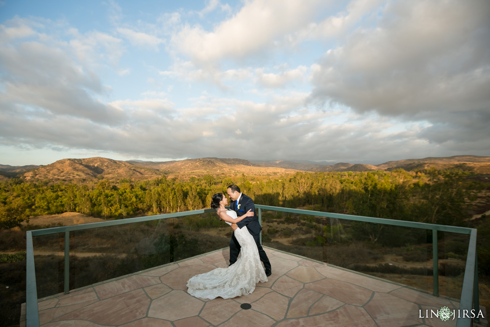 06-santiago-vineyard-wedding-photography