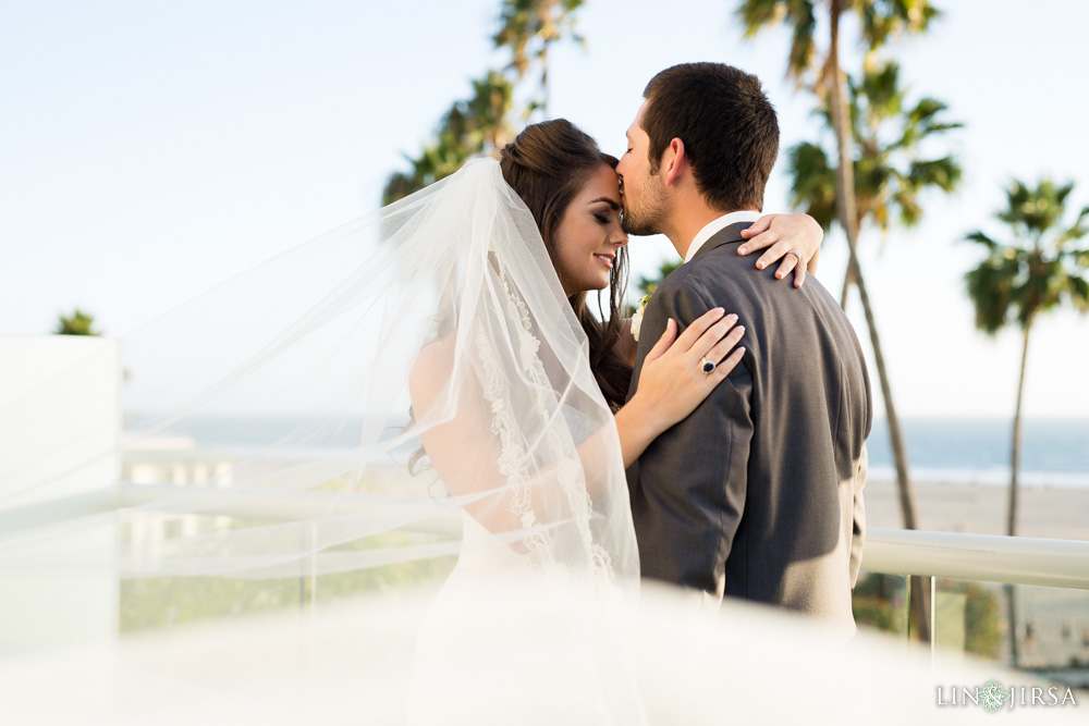 07-santa-monica-loews-hotel-wedding-photography