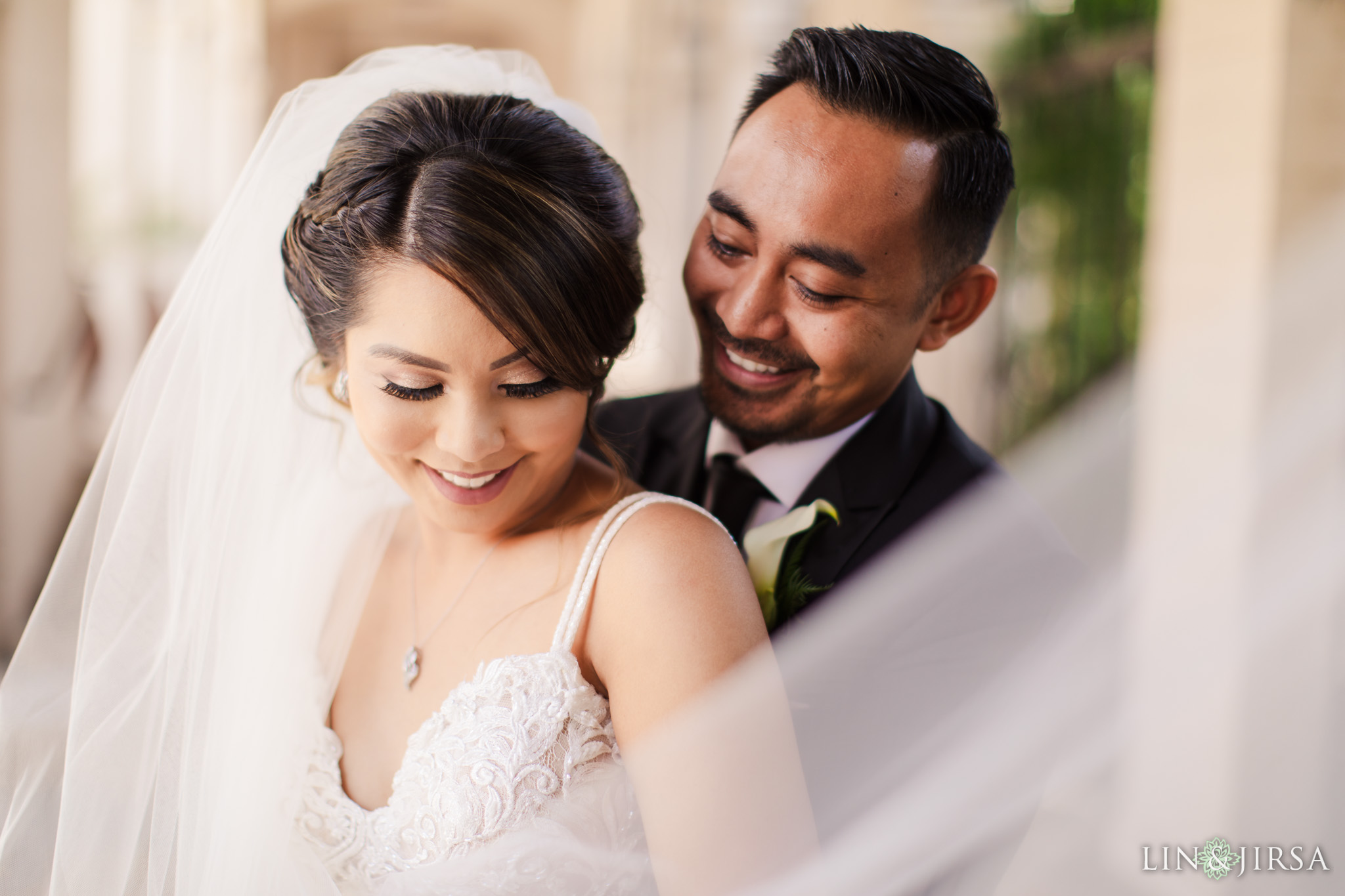 the ebell of los angeles wedding couple session veil