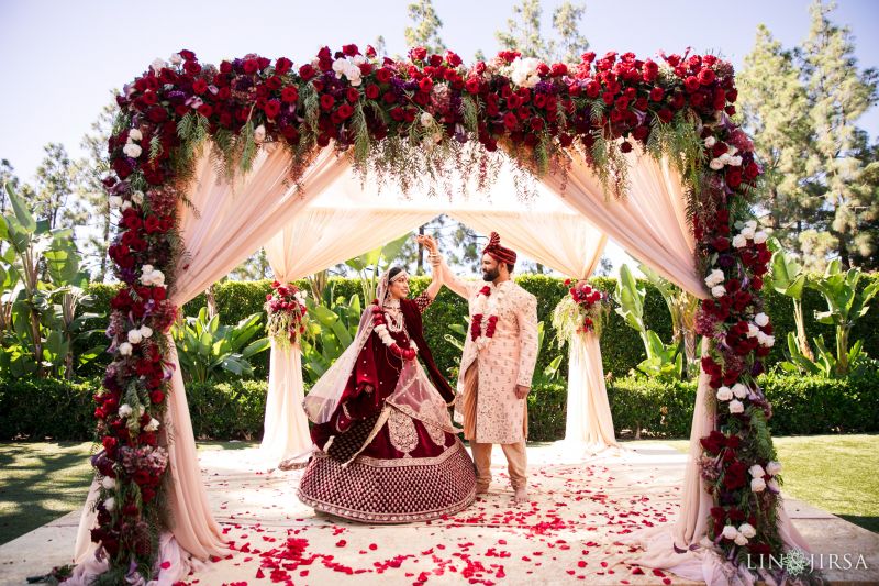 Indian wedding photography at Hotel Irvine Hyatt Regency ballroom