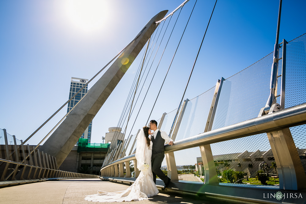 10-coronado-island-marriott-resort-wedding-photography