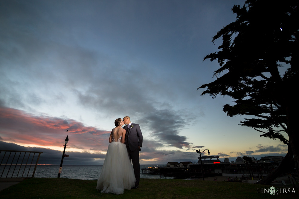 13-redondo-beach-historic-library-wedding-photography