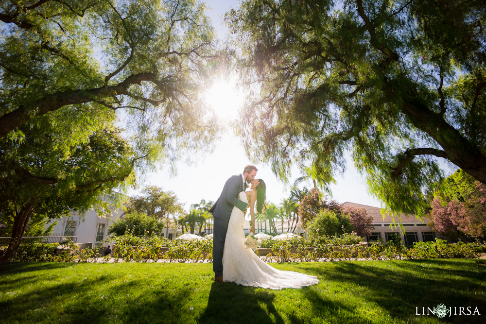 13-Richard-Nixon-Library-Wedding-Photography