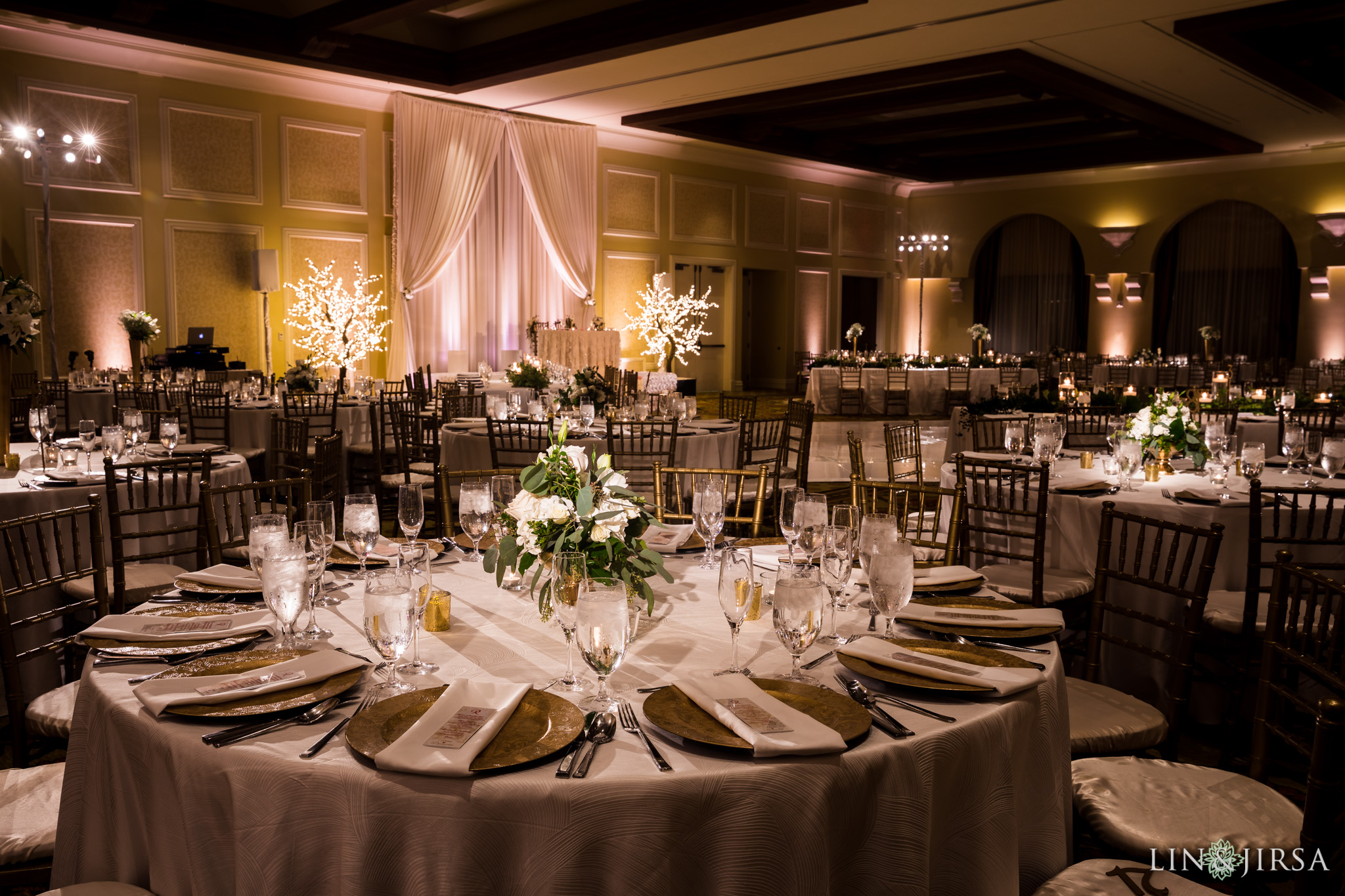 16 hyatt regency huntington beach wedding reception photography