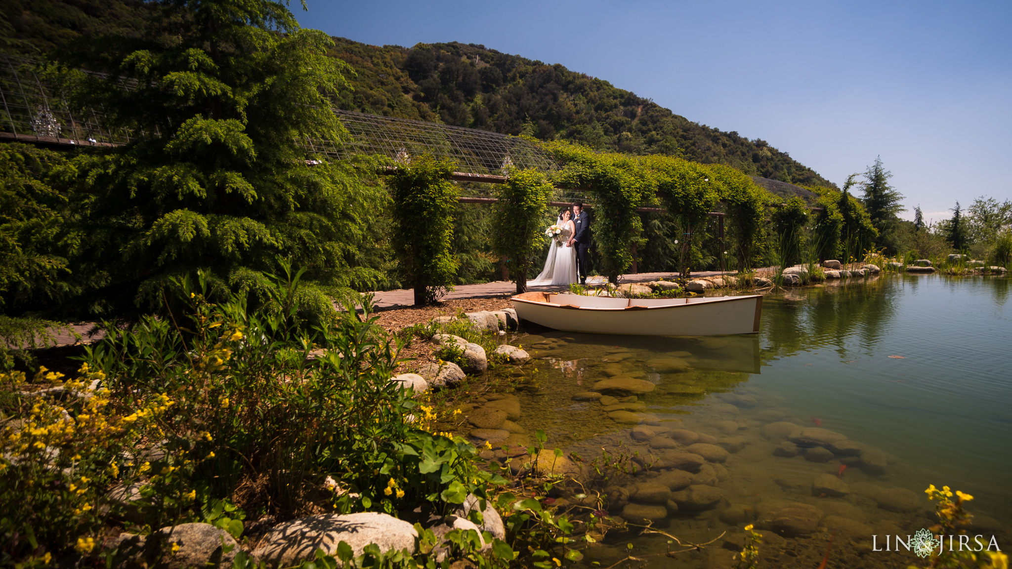 16 serendipity garden oak glen wedding photography