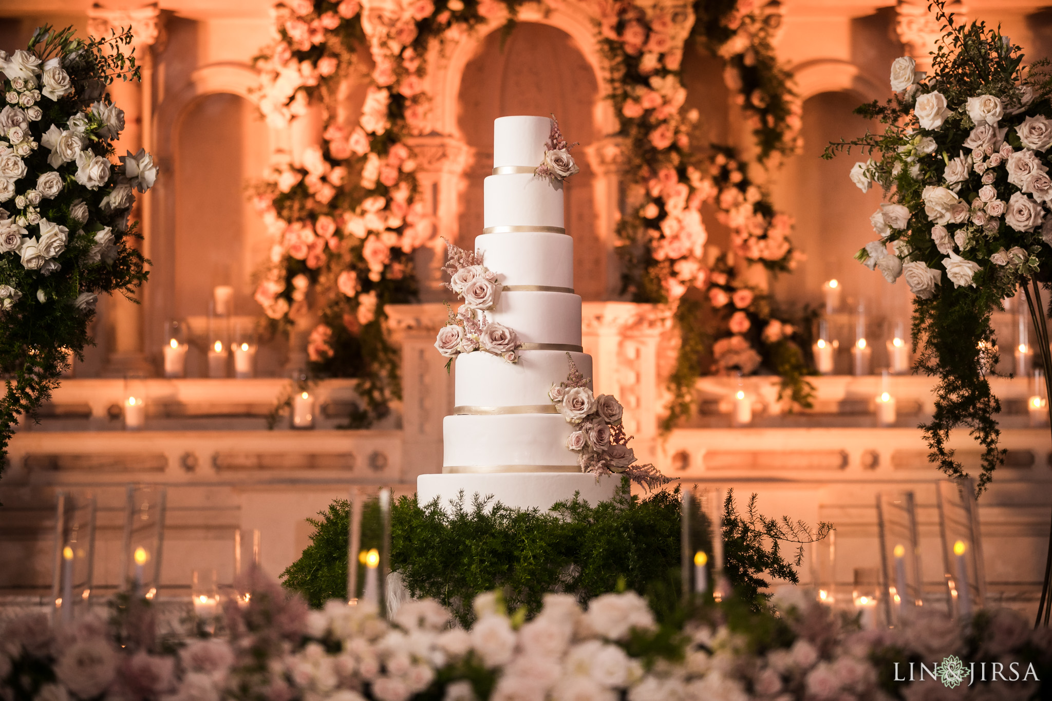 18 vibiana los angeles wedding reception cake photography