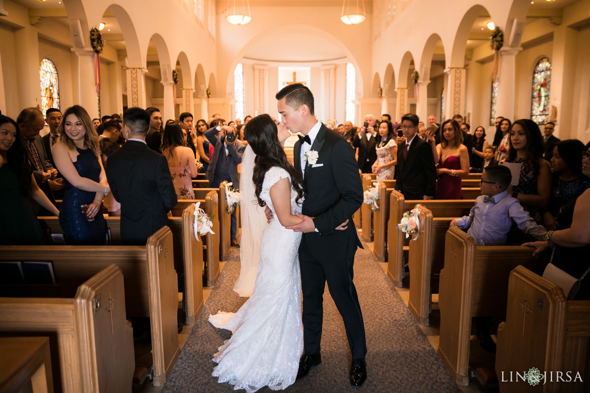 good shepherd catholic church los angeles wedding ceremony photography