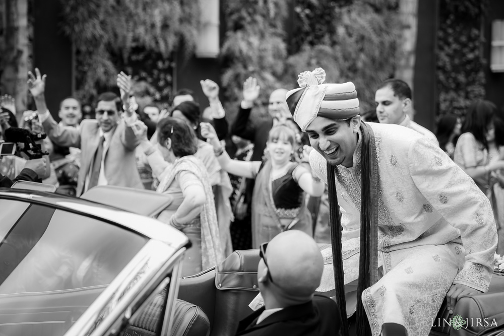 Avenue of the arts costa mesa wedding photography sports car