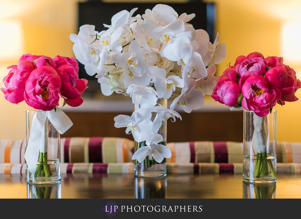 anaheim marriott indian wedding photographer getting ready photos flowers decorations