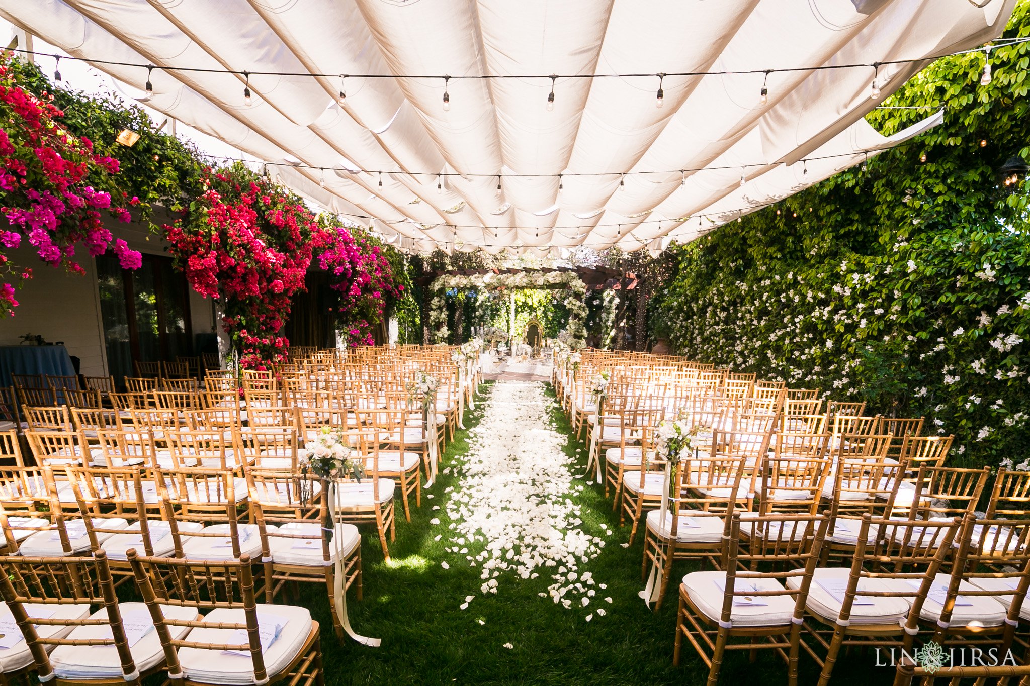 calamigos equestrian center wedding ceremony flowers