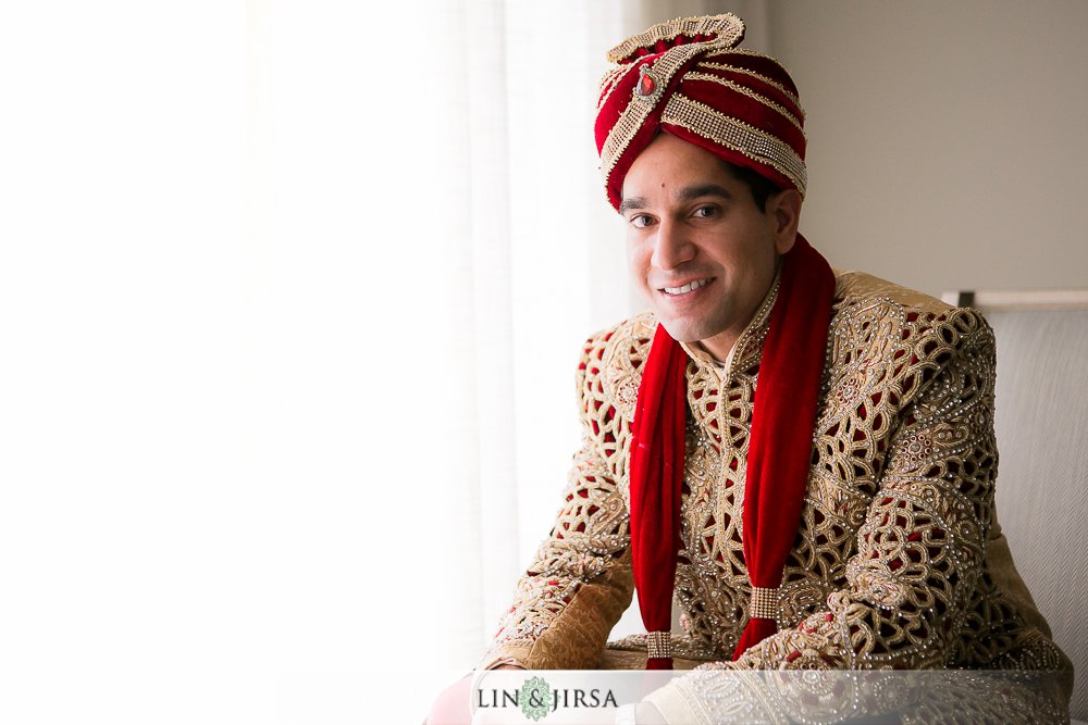 groom dress in indian wedding