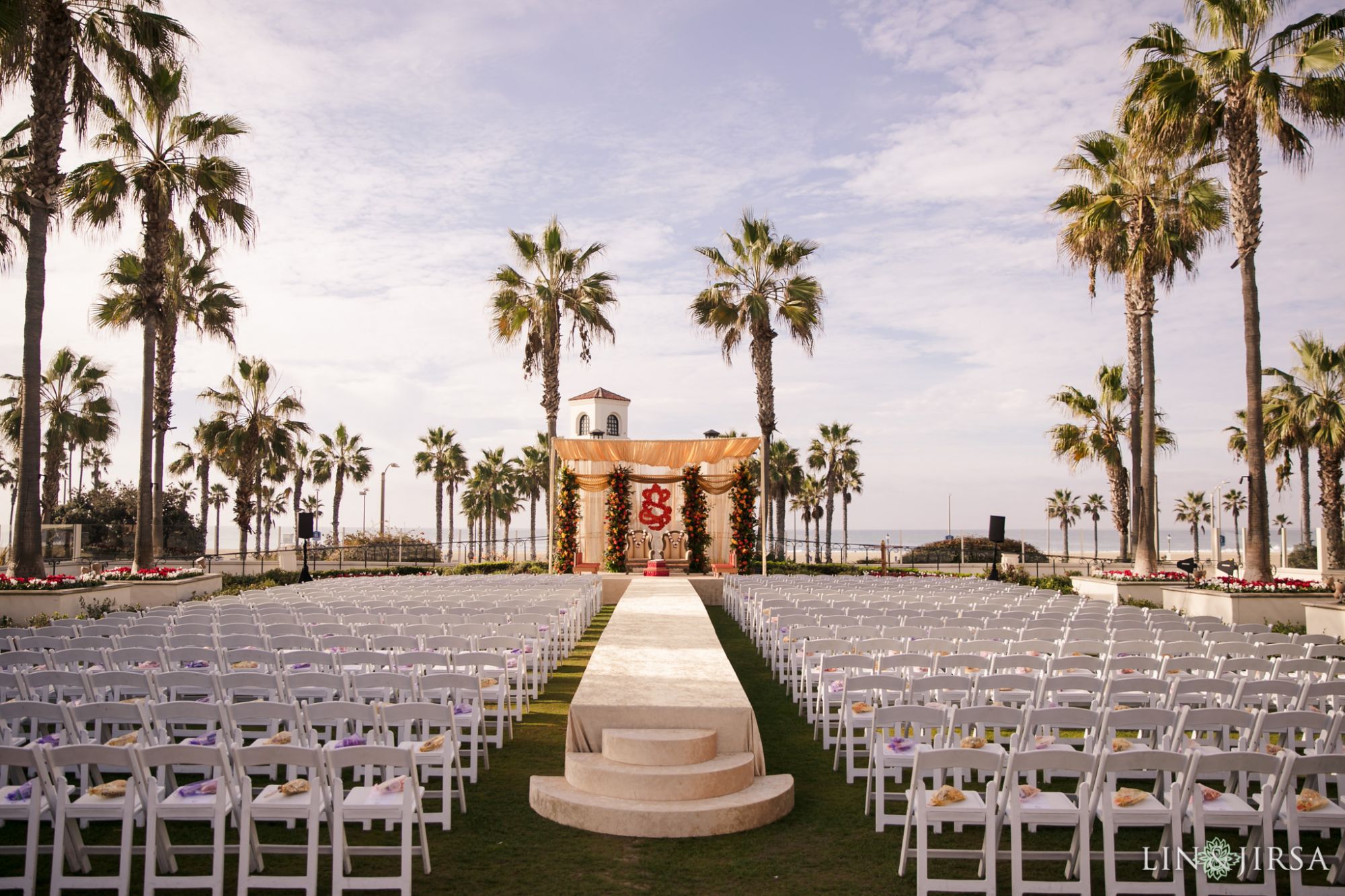huntington beach hyatt lighthouse courtyard