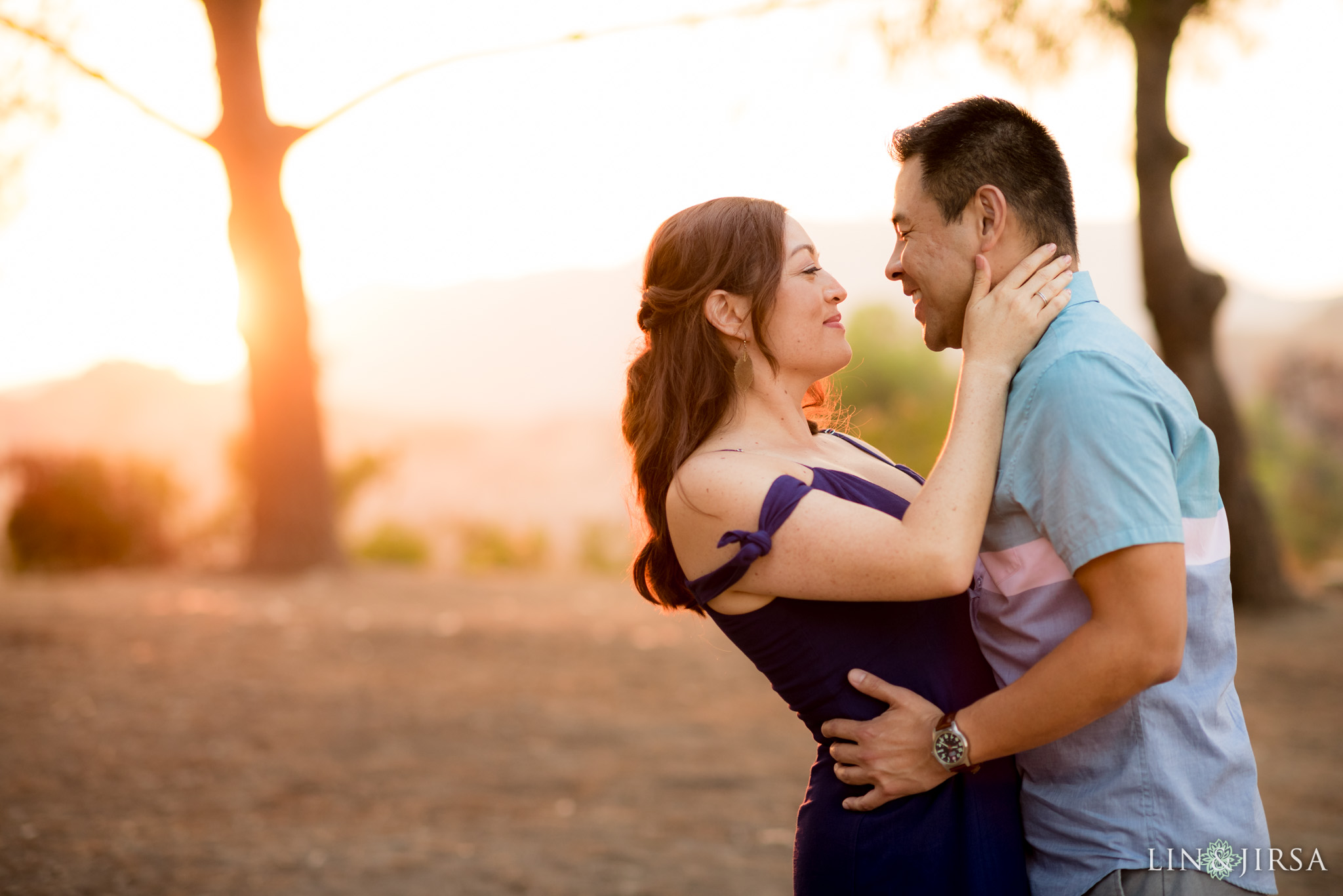 Los Angeles wedding photographer Griffith Park engagement photo Hollywood sign