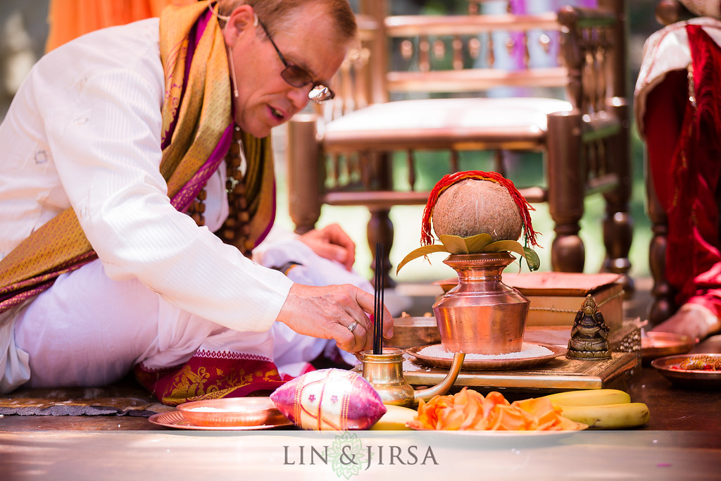 kalasha-hindu-wedding-ceremony