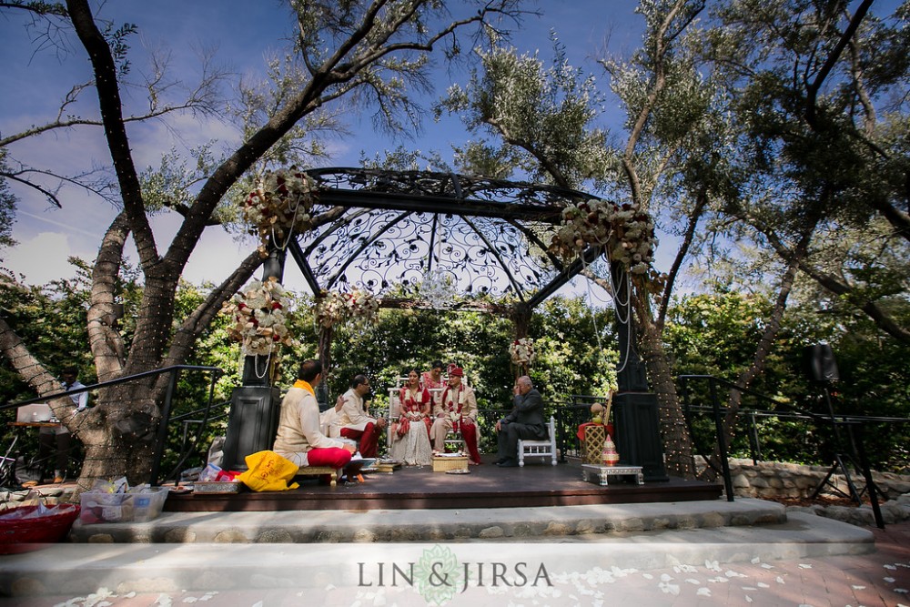 Mandap | Indian Wedding Ceremony