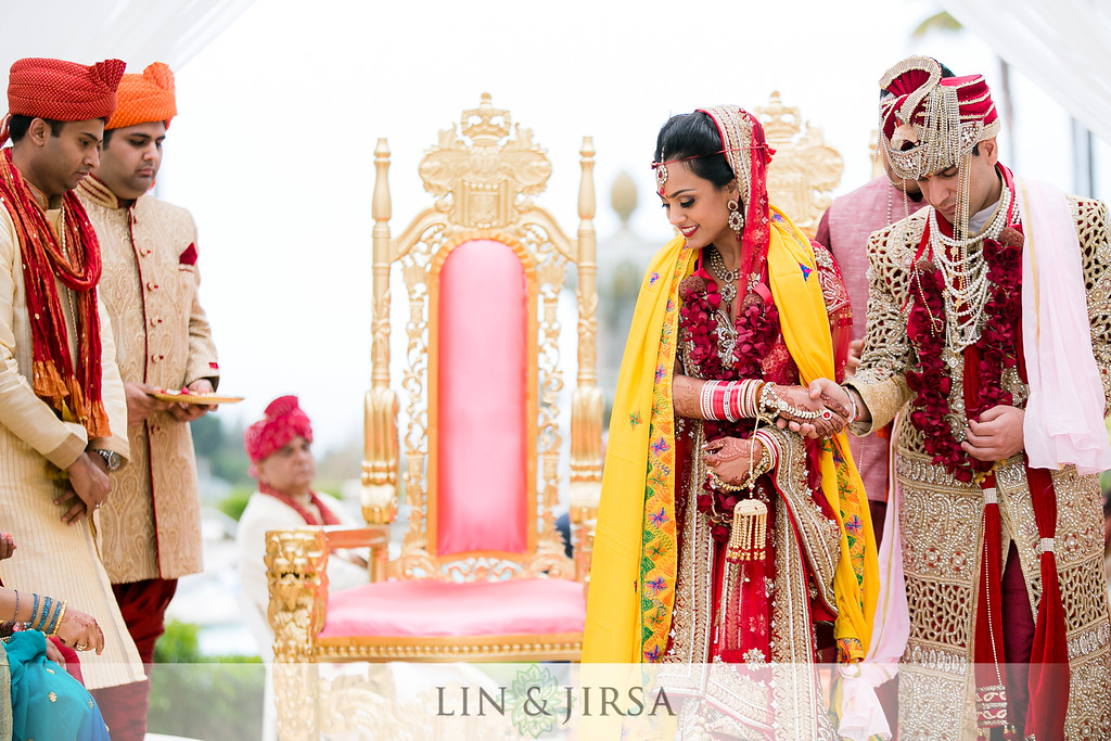 mangal-fera-indian-wedding-tradition