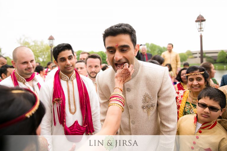 Milni Ceremony | Indian Wedding Tradition