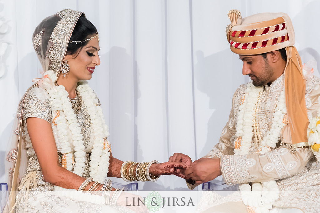 ring-exchange-indian-wedding