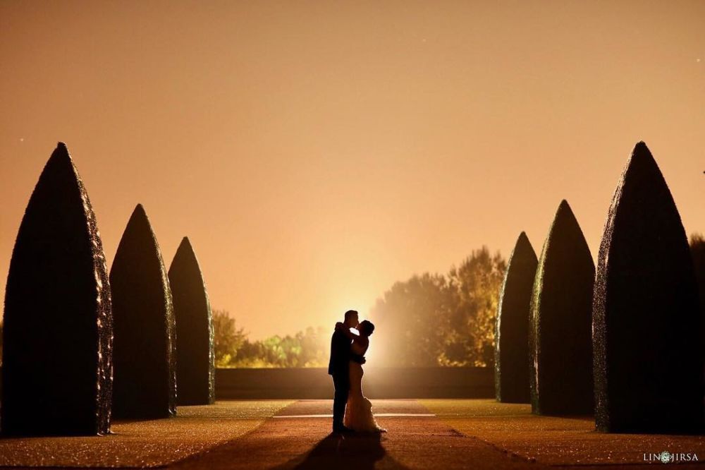 silhouette wedding photographer