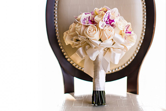 wedding-prep-details-flowers